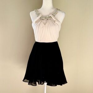 Way-in Women's Small Black and White Dress